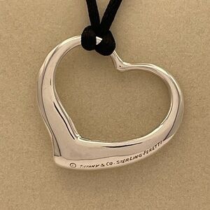 Vintage Tiffany & Co Open Heart Pendent Sterling Silver Necklace stock #1008